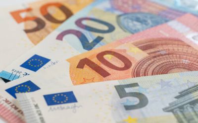 Euro Latest: US Dollar Strength Weighs on EUR/USD, Euro Area PMIs Near