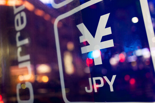 Japanese Yen Forecast: USD/JPY Hit by Potential FX Intervention. Will Bulls Reload?